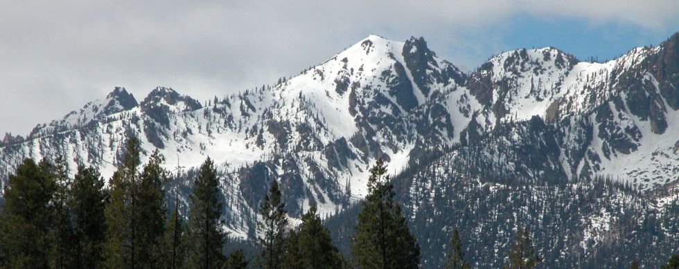 The Sawtooth Mountains cover 678 sq miles of central Idaho