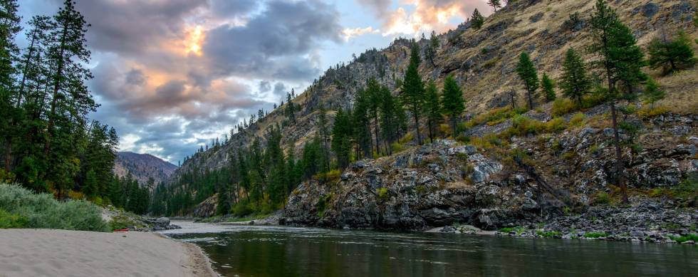 Sunrise in the Salmon River Canyon