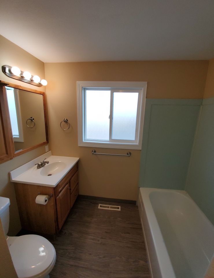 Full Bath/Shower