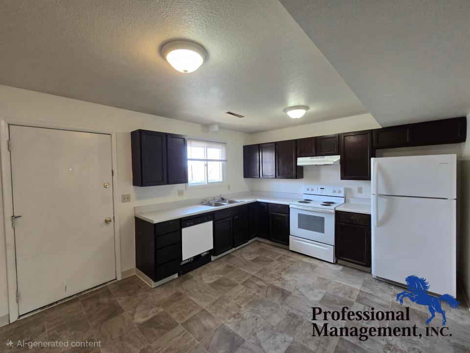 Kitchen w/ Dishwasher