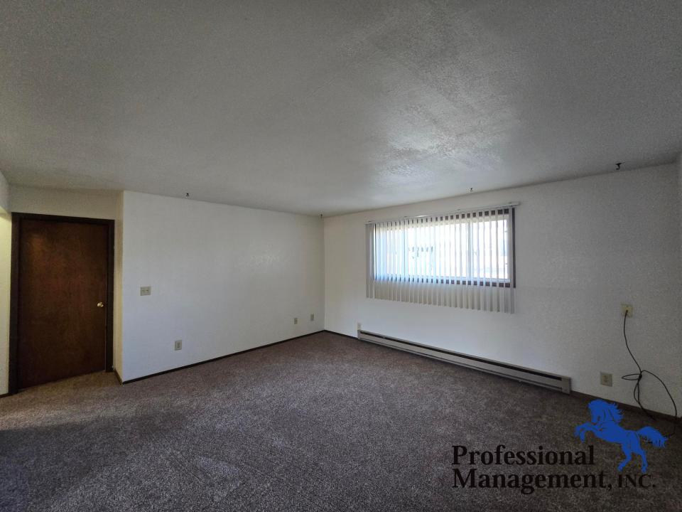 Livingroom/ Entry Way