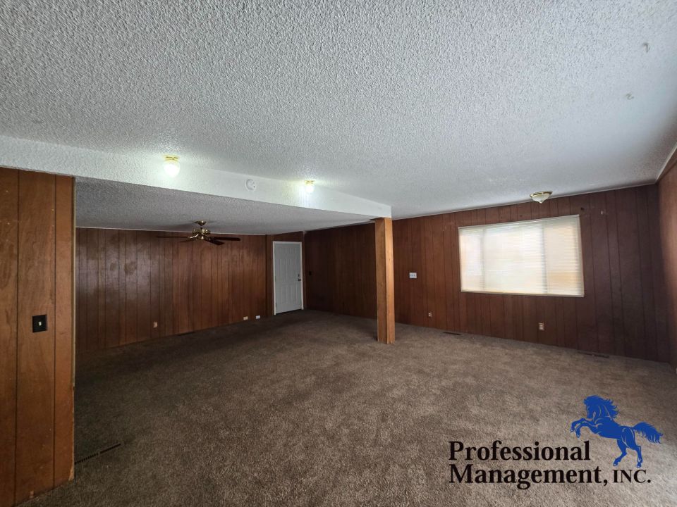 Livingroom / Diningroom