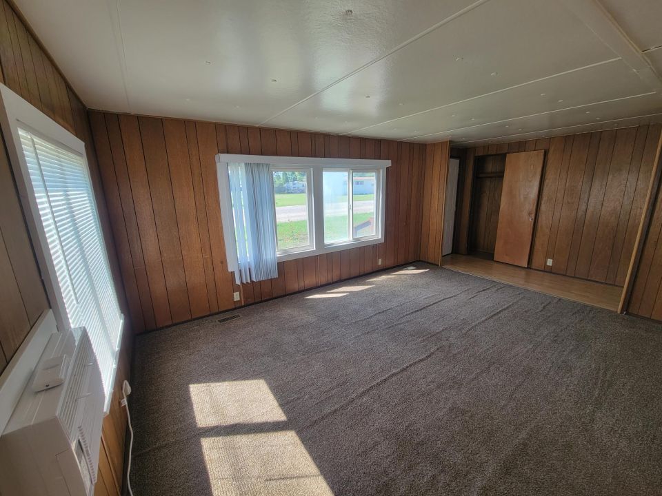 Spacious Living Room w/Natural Light