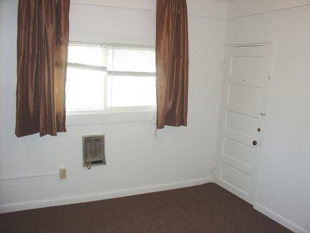 Bedroom or Office Use Room