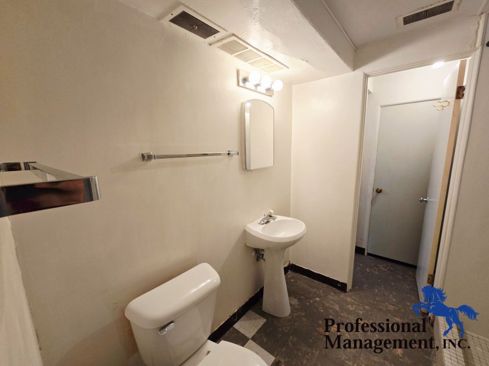 Bathroom 2 of 2