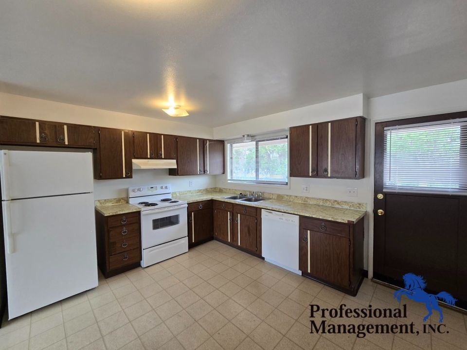 Kitchen with Dishwasher