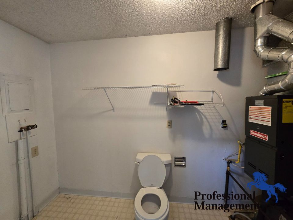 Washer and Dryer Hookups