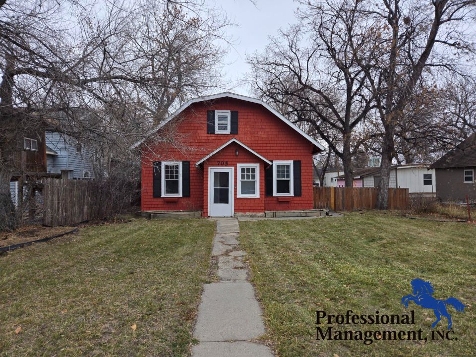 Front of Unit with Enclosed Entry Way
