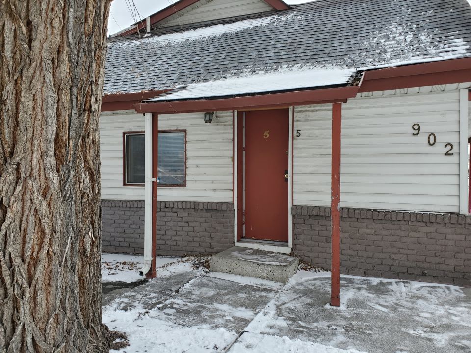 902 S 30th Apt 5