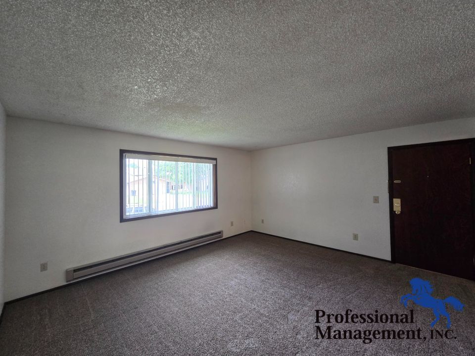 Livingroom /Entry Way
