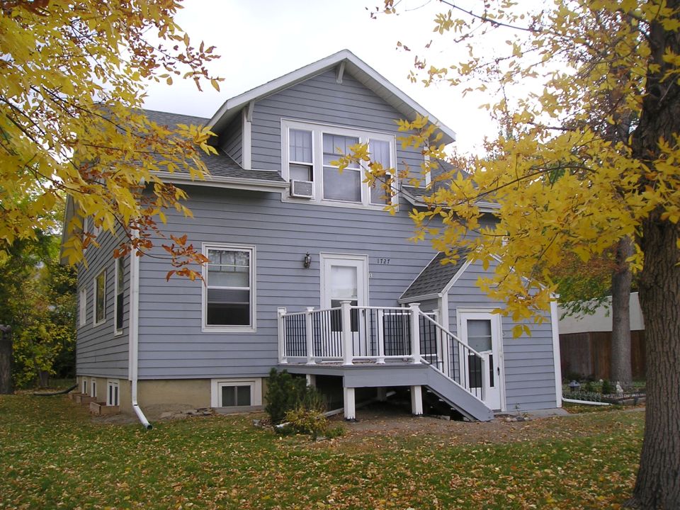Triplex Outside