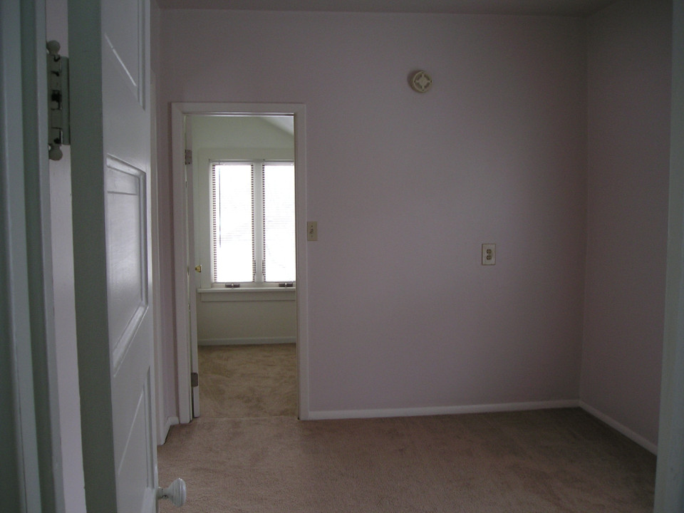 Extra Room Den