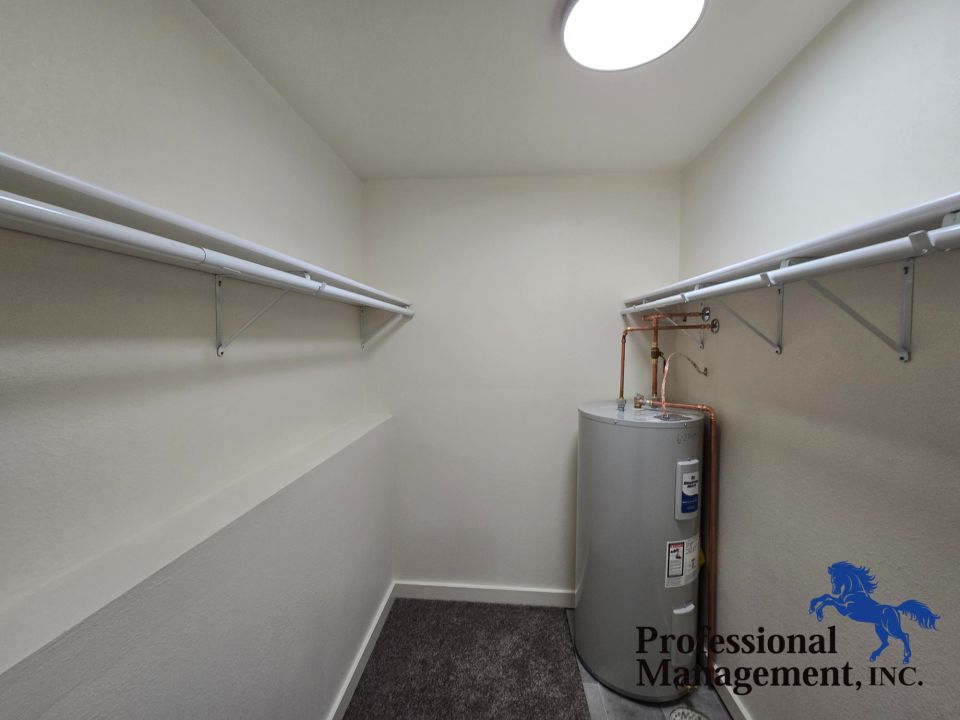 Walk in Closet