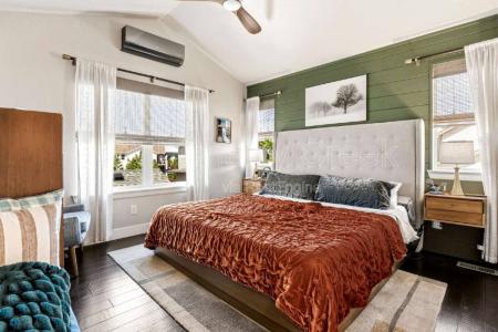 Click to view photo