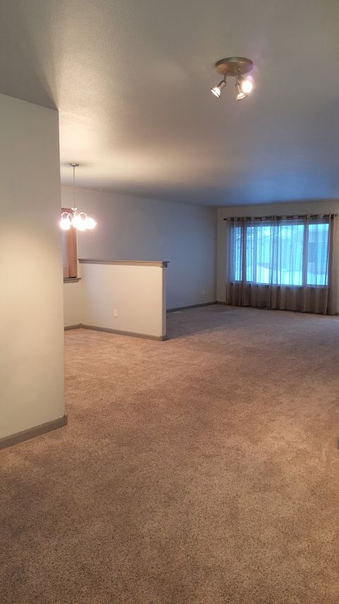 Living Room/Dining Room