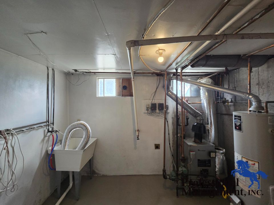 Washer and Dryer Hookups