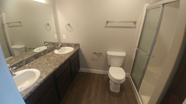 Master Bathroom w/ Double Vanities