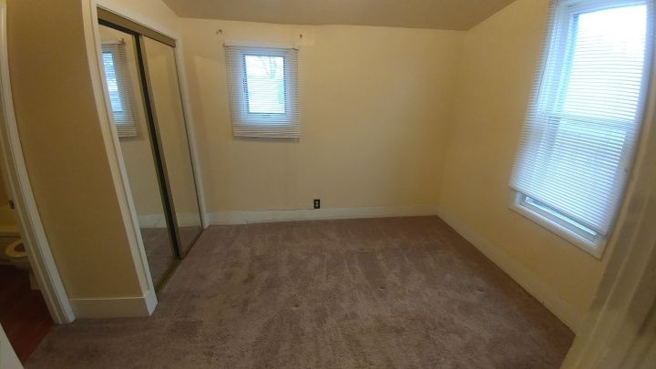 Quaint Bedroom w/ Large Closet