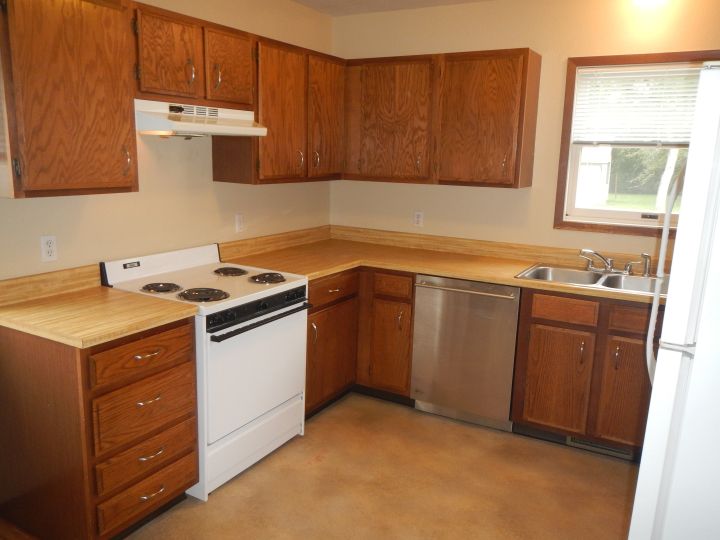 Sunny Kitchen with ...