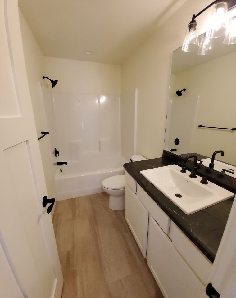 Main Bathroom