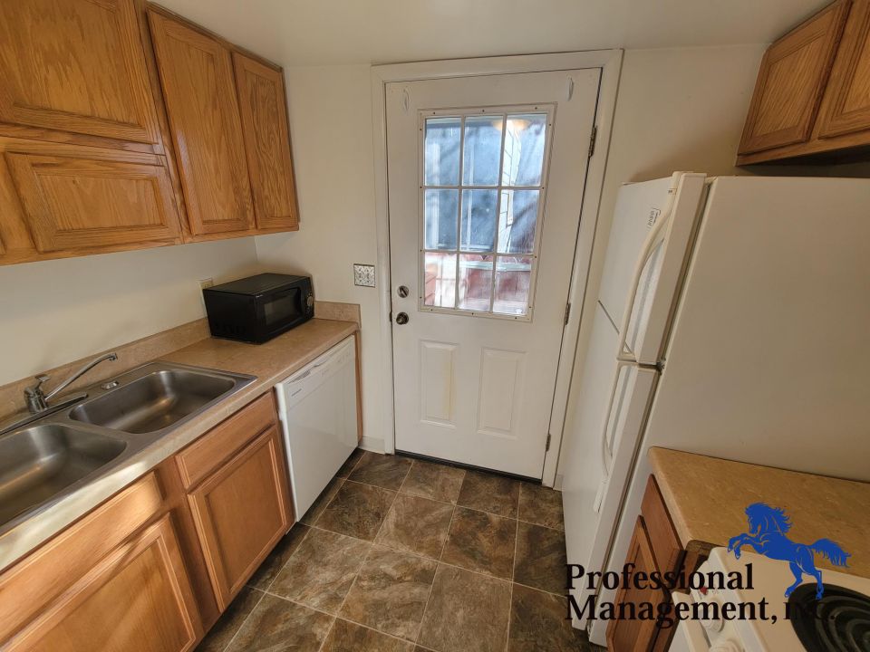 Kitchen with Dishwasher