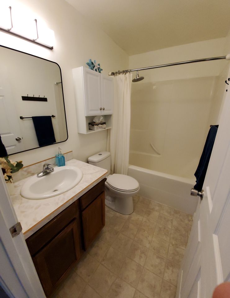 Main Bathroom