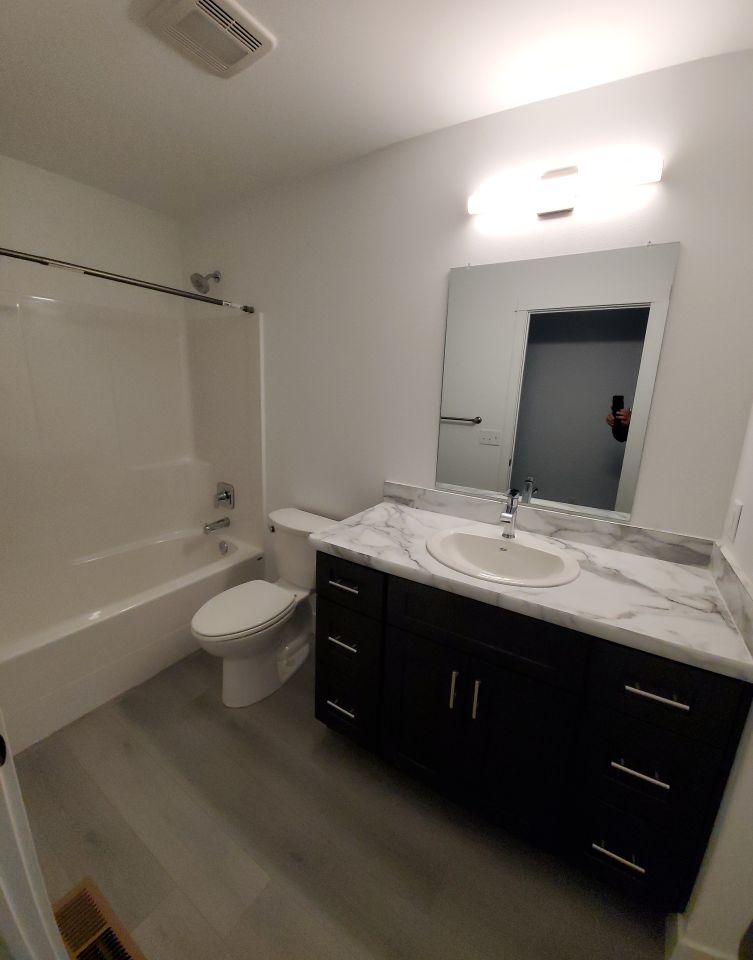 Main Bathroom