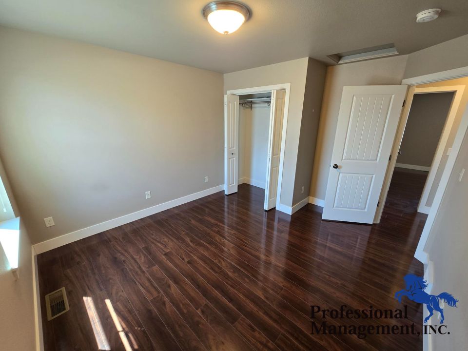 Bedroom 1 of 3