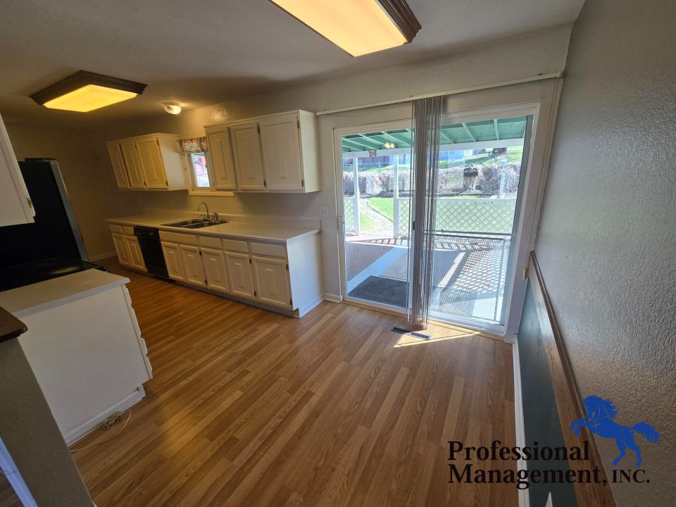 Dining Area off of Kitchen