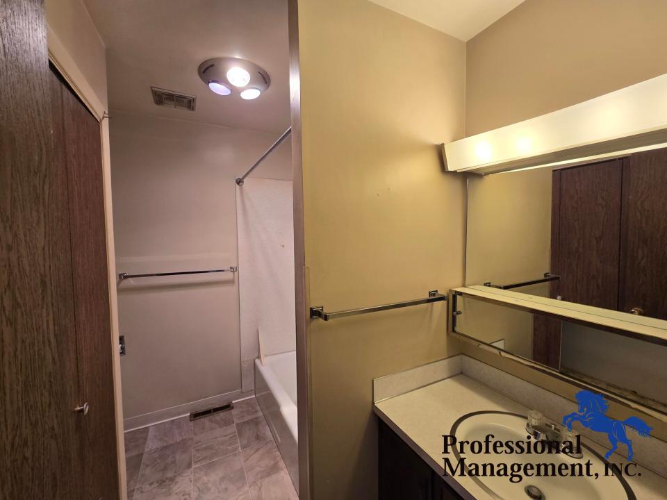 Full Bath w/ Washer and Dryer Hook Ups