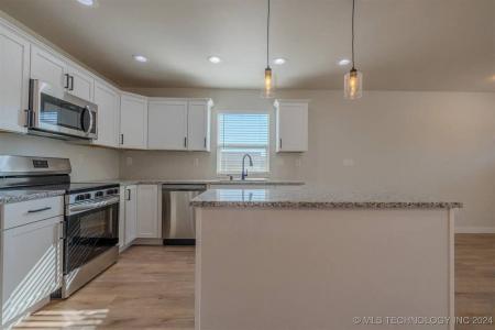 Click to view photo