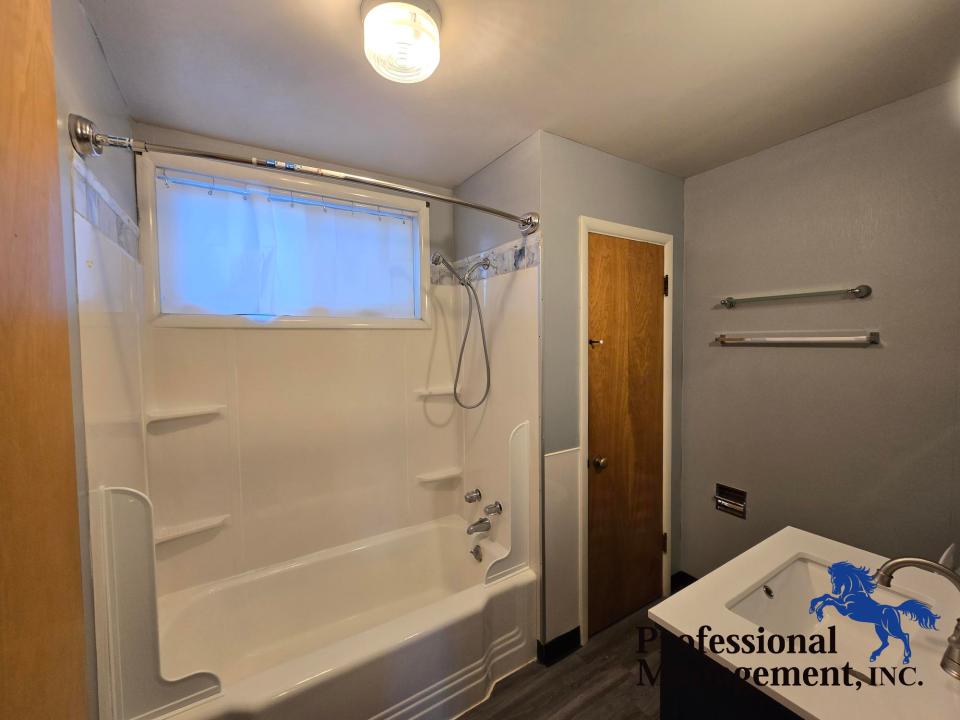 Full Bath