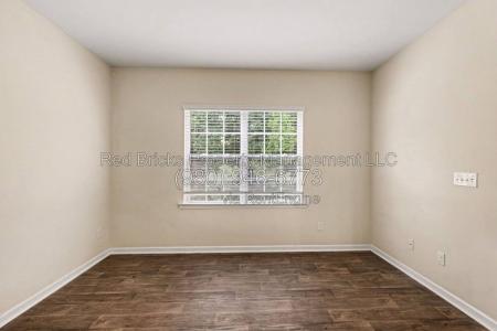 Click to view photo