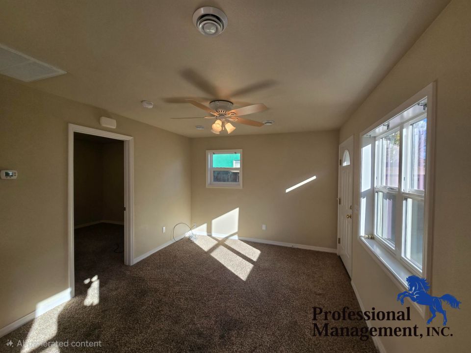 Livingroom /Entry Way
