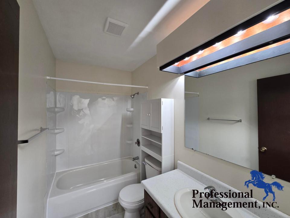 Up Stairs Full Bathroom